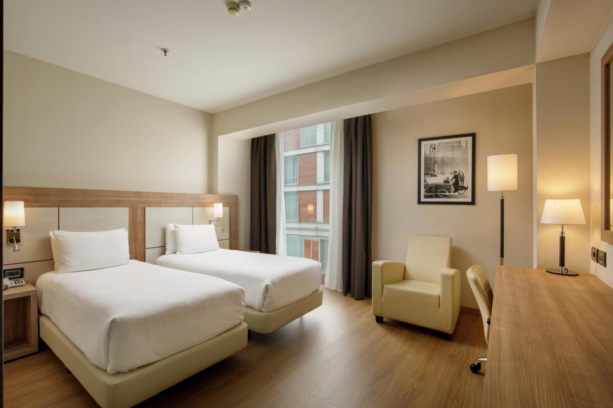 Twin Room,1649017636:JPEG